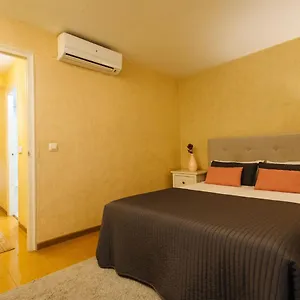 Pajaritos - Private Parking Included Appartement
